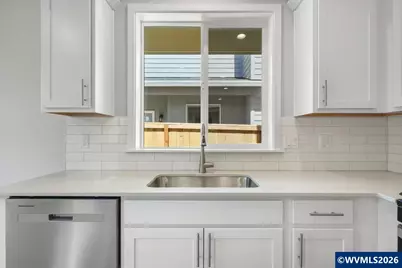 7424 SE Berg Dr, Corvallis, OR 97330 - Photo 14