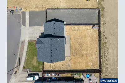 1319 Jordan Dr NW, Albany, OR 97321 - Photo 4