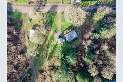 39042 Mount Hope Dr, Lebanon, OR 97355 - Photo 34