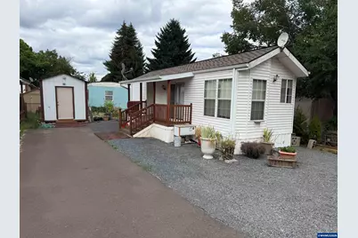 1530 Tamarack St #121, Sweet Home, OR 97386 - Photo 1