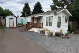 1530 Tamarack St, Sweet Home, OR 97386 - Photo 1