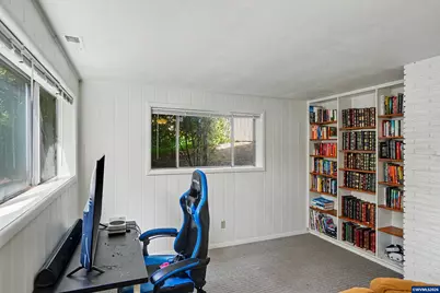 3225 NW Firwood Dr, Corvallis, OR 97330 - Photo 38