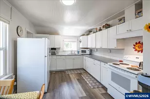 533 Main St W, Monmouth, OR 97361 - Photo 10