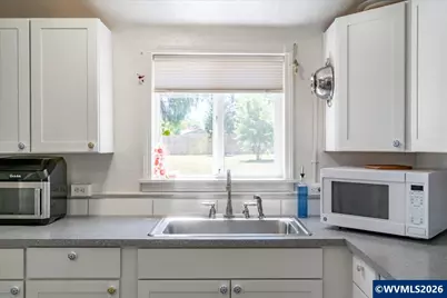 533 Main St W, Monmouth, OR 97361 - Photo 12