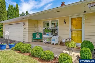 915 Madison St St, Silverton, OR 97381 - Photo 2