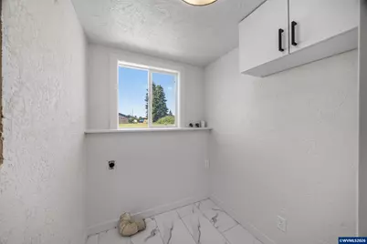 2411 S 6th St, Lebanon, OR 97355 - Photo 24