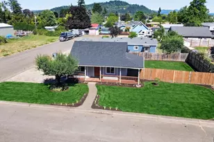 2411 S 6th St, Lebanon, OR 97355 - Photo 6