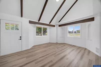 2411 S 6th St, Lebanon, OR 97355 - Photo 16