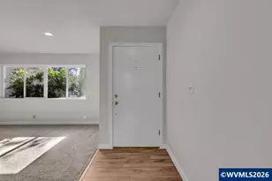 4888 38th Pl NE, Salem, OR 97305 - Photo 8