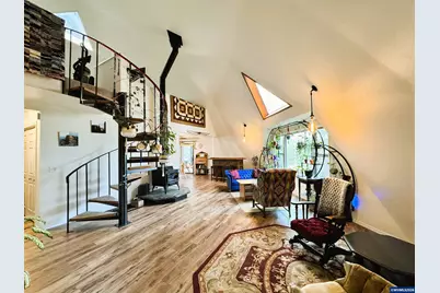 12770 Maxfield Creek Rd, Monmouth, OR 97361 - Photo 6