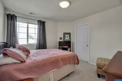 1116 NE Glazemeadow St, Keizer, OR 97303 - Photo 32