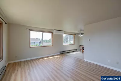 157 NE Fern Ct, Dallas, OR 97338 - Photo 16