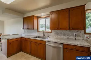 157 NE Fern (-161) Ct, Dallas, OR 97338 - Photo 20