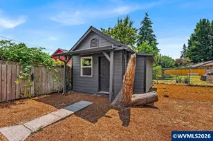 656 Hall St, Woodburn, OR 97071 - Photo 22