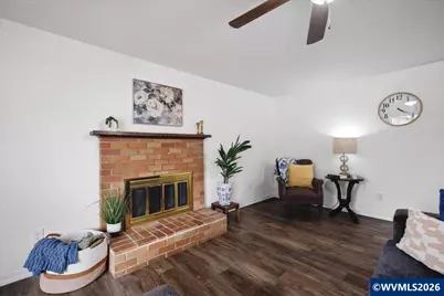 1617 Belmont Av SW, Albany, OR 97321 - Photo 8