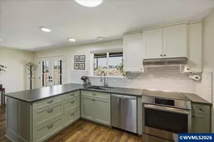 35050 Riverside Dr SW, Albany, OR 97321 - Photo 10