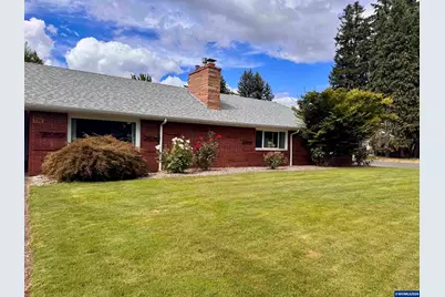 356 NE 10th Av, Canby, OR 97013 - Photo 2