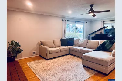 356 NE 10th Av, Canby, OR 97013 - Photo 4