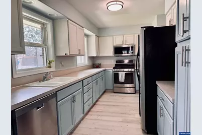 356 NE 10th Av, Canby, OR 97013 - Photo 10
