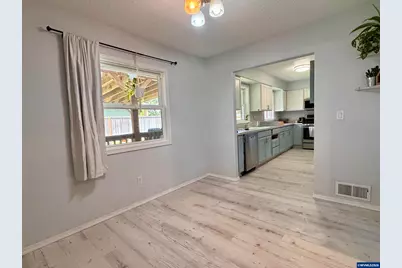 356 NE 10th Av, Canby, OR 97013 - Photo 14