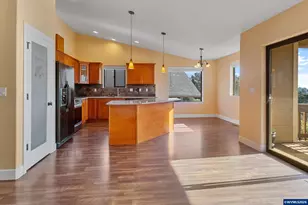5648 Koda St SE, Salem, OR 97306 - Photo 8