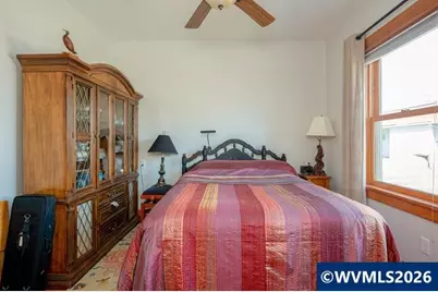 717 N 3rd Av, Stayton, OR 97383 - Photo 24