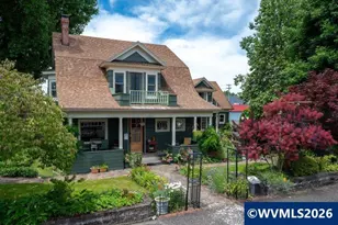 717 N 3rd Ave, Stayton, OR 97383 - Photo 1