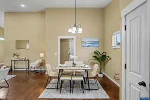 1175 S 8th St, Independence, OR 97351 - Photo 10