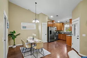 1175 S 8th St, Independence, OR 97351 - Photo 12