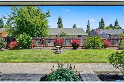 1175 S Eighth St, Independence, OR 97351 - Photo 32