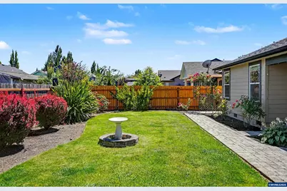 1175 S Eighth St, Independence, OR 97351 - Photo 36