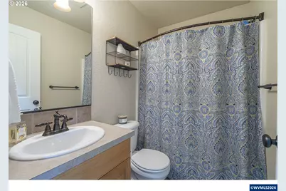 1902 NE Lucy Belle St, McMinnville, OR 97128 - Photo 34
