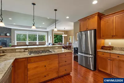 1367 SE Academy St, Dallas, OR 97338 - Photo 18