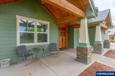 1367 SE Academy St, Dallas, OR 97338 - Photo 4