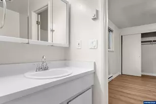 1641 NW Kings Bl, Corvallis, OR 97330 - Photo 16