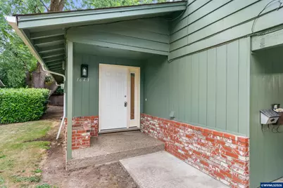 1641 NW Kings Bl, Corvallis, OR 97330 - Photo 2