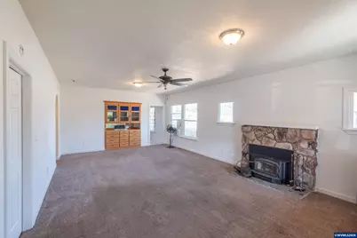510 S 5th St, Lebanon, OR 97355 - Photo 8