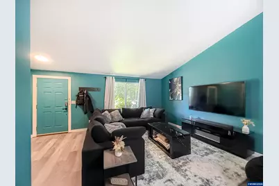 851 Griffin Dr, Monmouth, OR 97361 - Photo 4