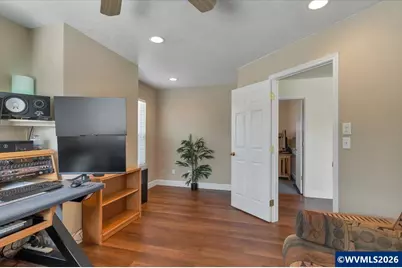 614 NW Heath St, Dallas, OR 97338 - Photo 30