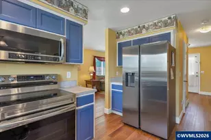 614 NW Heath St, Dallas, OR 97338 - Photo 12