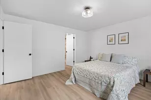 13272 Aspen Way NE, Aurora, OR 97002 - Photo 16