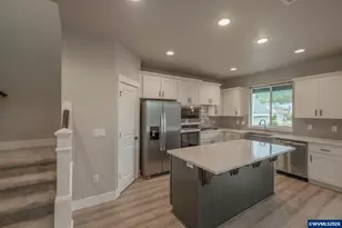 5009 NW Stag Run Pl, Corvallis, OR 97330 - Photo 2