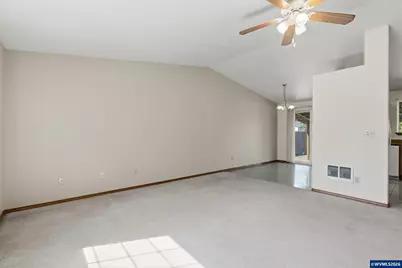 620 McCall Wy, Philomath, OR 97370 - Photo 6