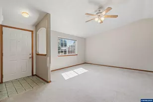 620 McCall Way, Philomath, OR 97370 - Photo 4