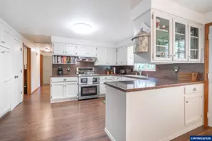 184 NE Gerlinger Ln, Dallas, OR 97338 - Photo 8