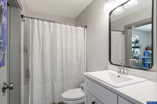 451 SW Rose Ave, Dallas, OR 97338 - Photo 20