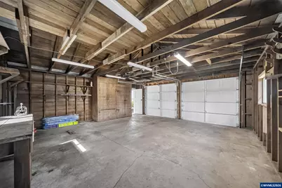 340 N 3rd St, Jefferson, OR 97352 - Photo 14