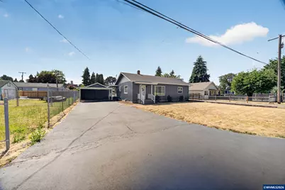 340 N 3rd St, Jefferson, OR 97352 - Photo 6