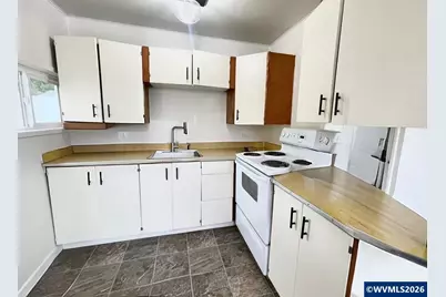 914 4th Av, Sweet Home, OR 97386 - Photo 30