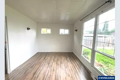 914 4th Av, Sweet Home, OR 97386 - Photo 32